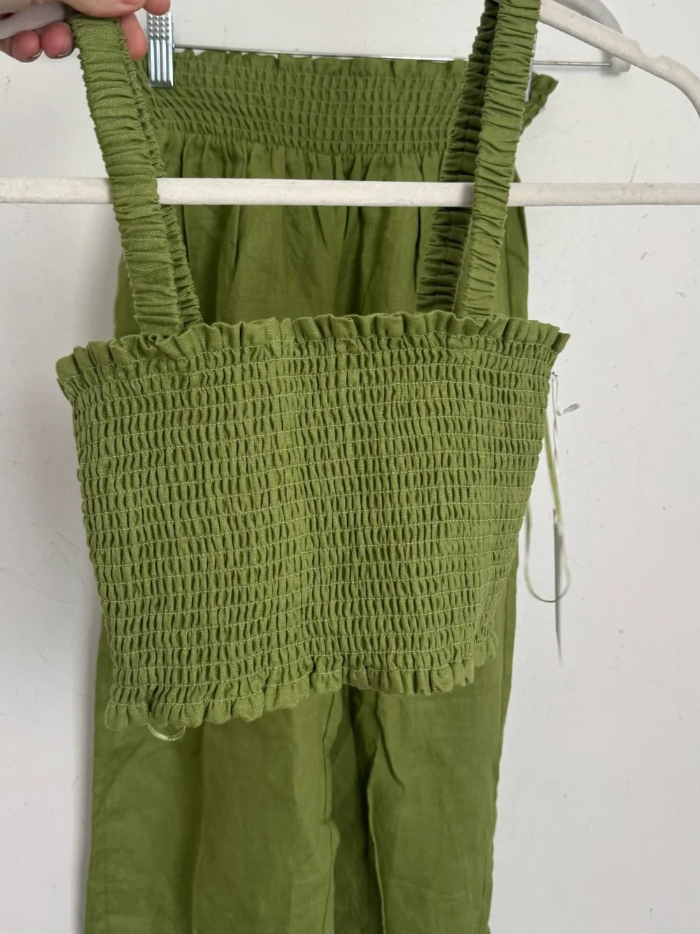 NWT REFORMATION Vera Linen two piece pant set in “avocado” green